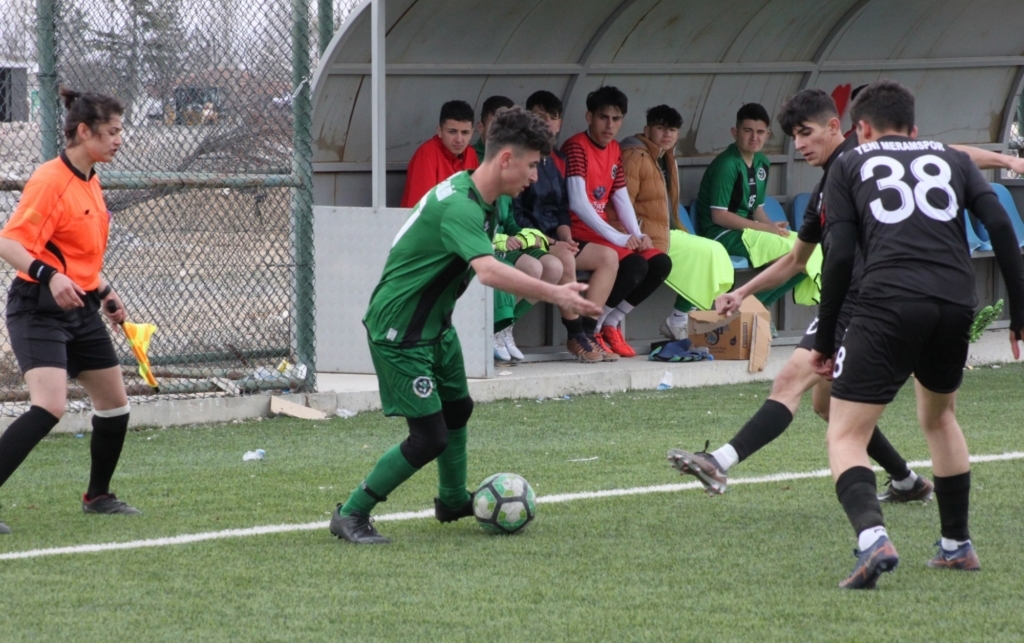 Konya spor kulüplerine bakanlıktan uyarı