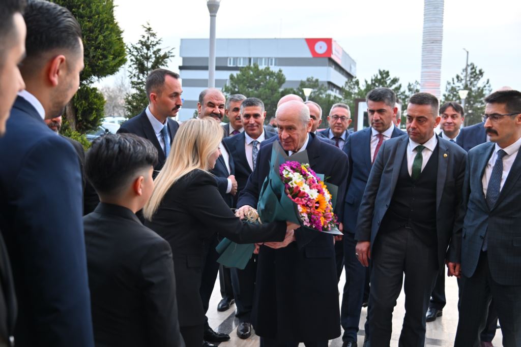 MHP Genel Başkanı Bahçeli, Avrupa Türk Konfederasyonu'nun iftarına katıldı