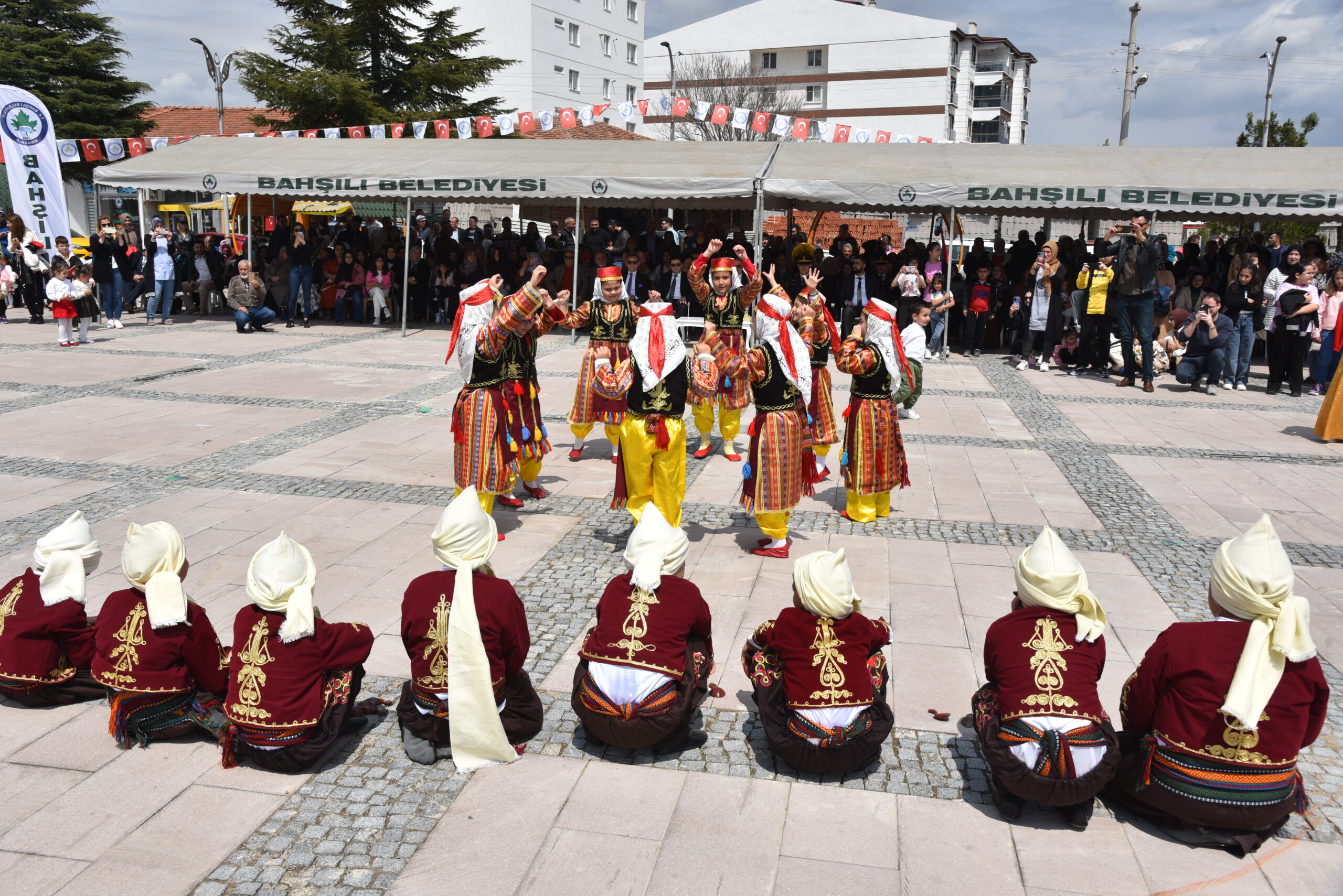 23 Nisan Ulusal Egemenlik ve Çocuk Bayramı törenlerle kutlanıyor