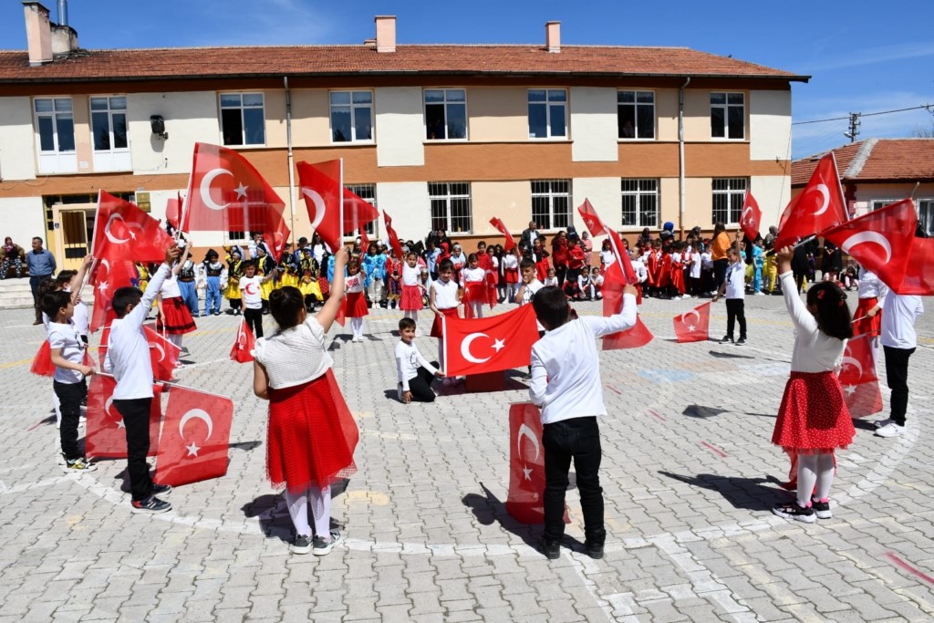 Tomarza'da 23 Nisan etkinliği düzenlendi