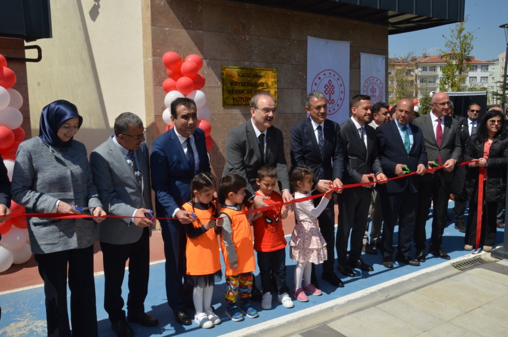 Kültür ve Turizm Bakan Yardımcısı Serdar Çam, Karaman'da kütüphane açılışına katıldı