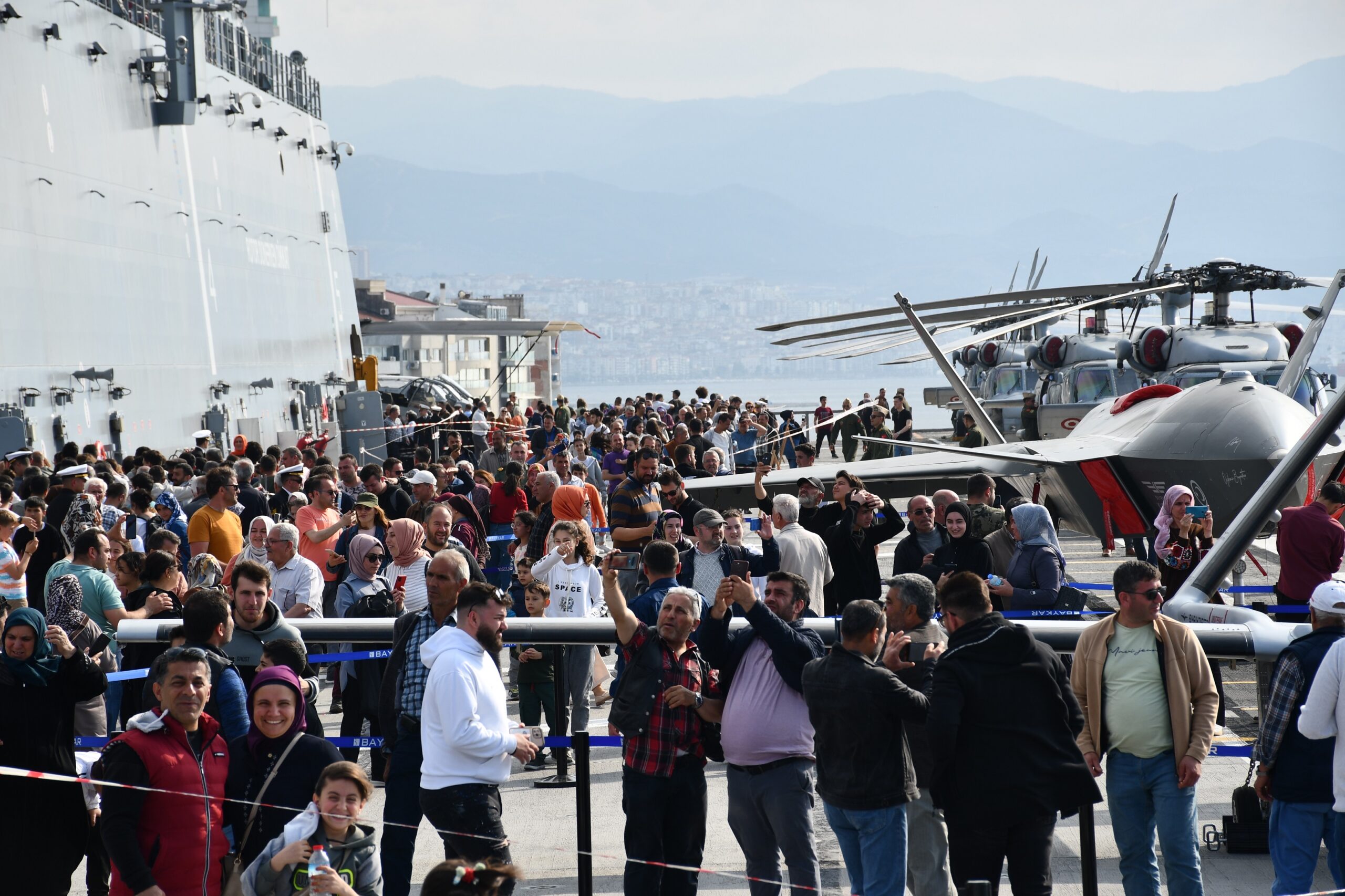 TCG ANADOLU'ya ziyaretler devam ediyor