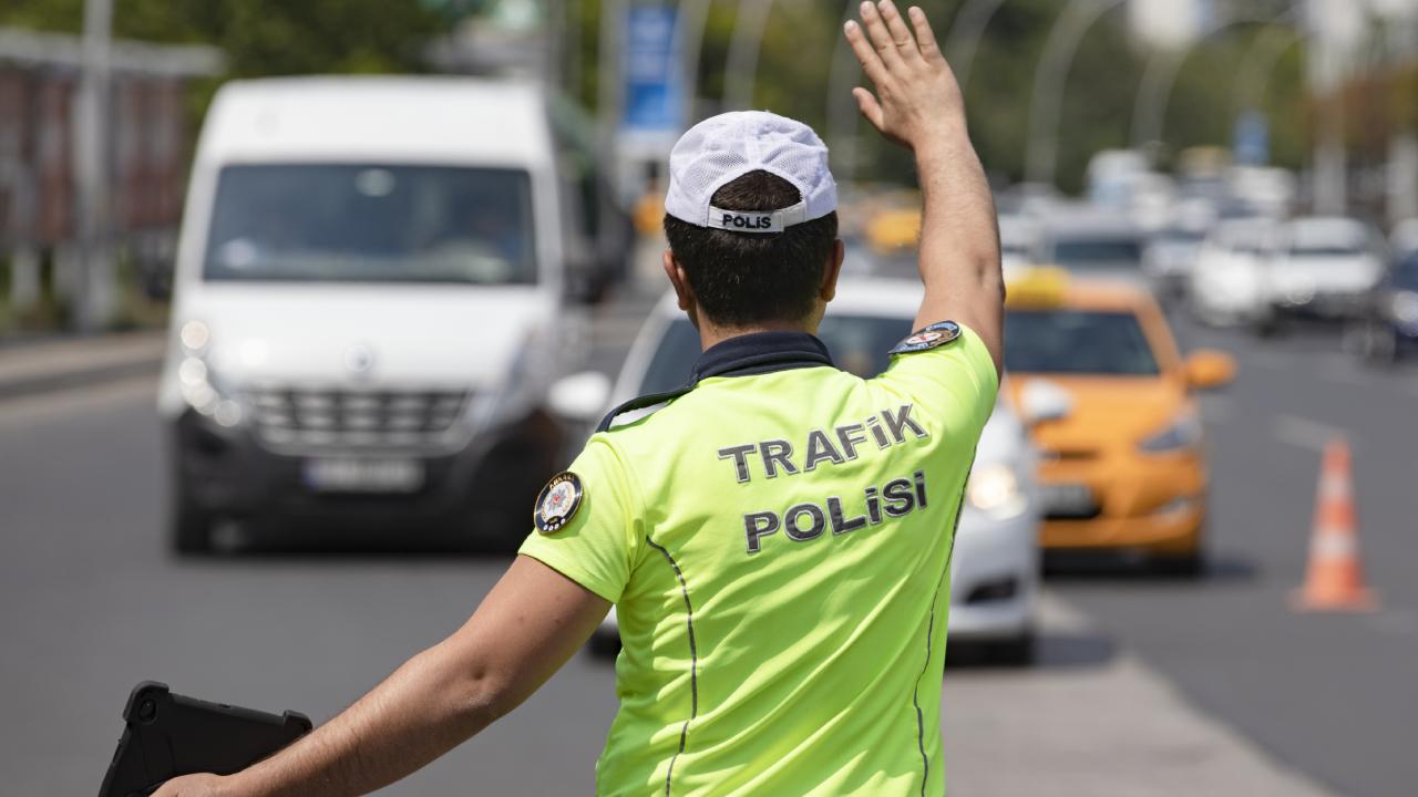 Ankara'da seçim nedeniyle bazı yollar trafiğe kapatılacak