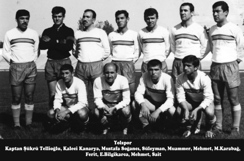 yolspor-kaptan-sukru-tellioglu-kaleci-kanarya-mustafa-soganci-suleyman-muammer-mehmet-m-karabag-ferit-e-bilgikarca-mehmet-sait.jpg