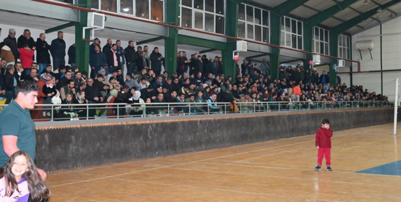 sarayonu-spor-salonu-dar-geldi-1.jpg