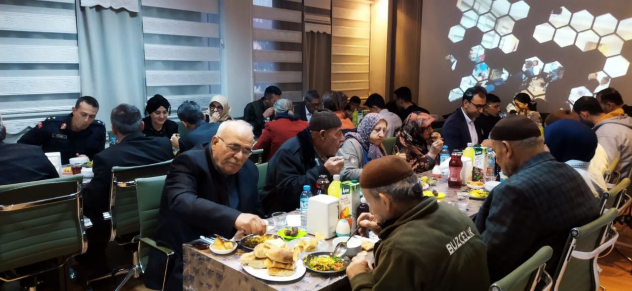 ehit-ve-gazi-aileleri-iftar-program-8.jpg