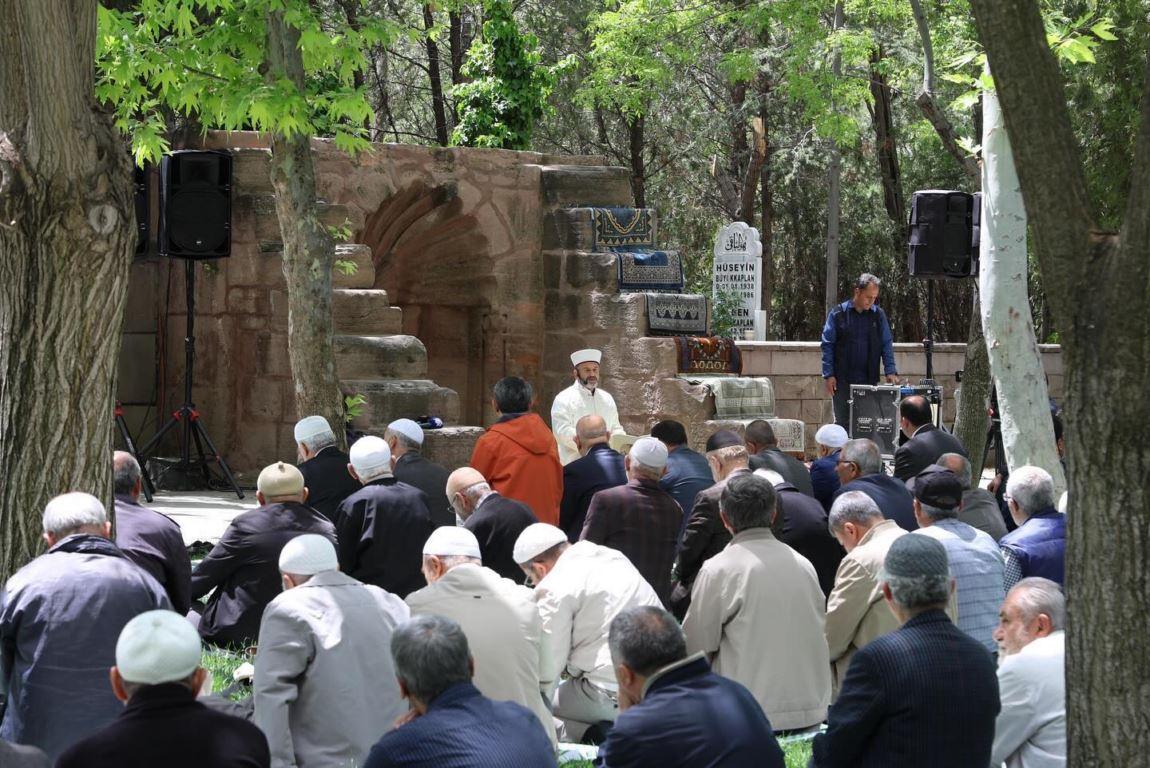 namazgah-rammet-icin-dua-edildi-1.jpg