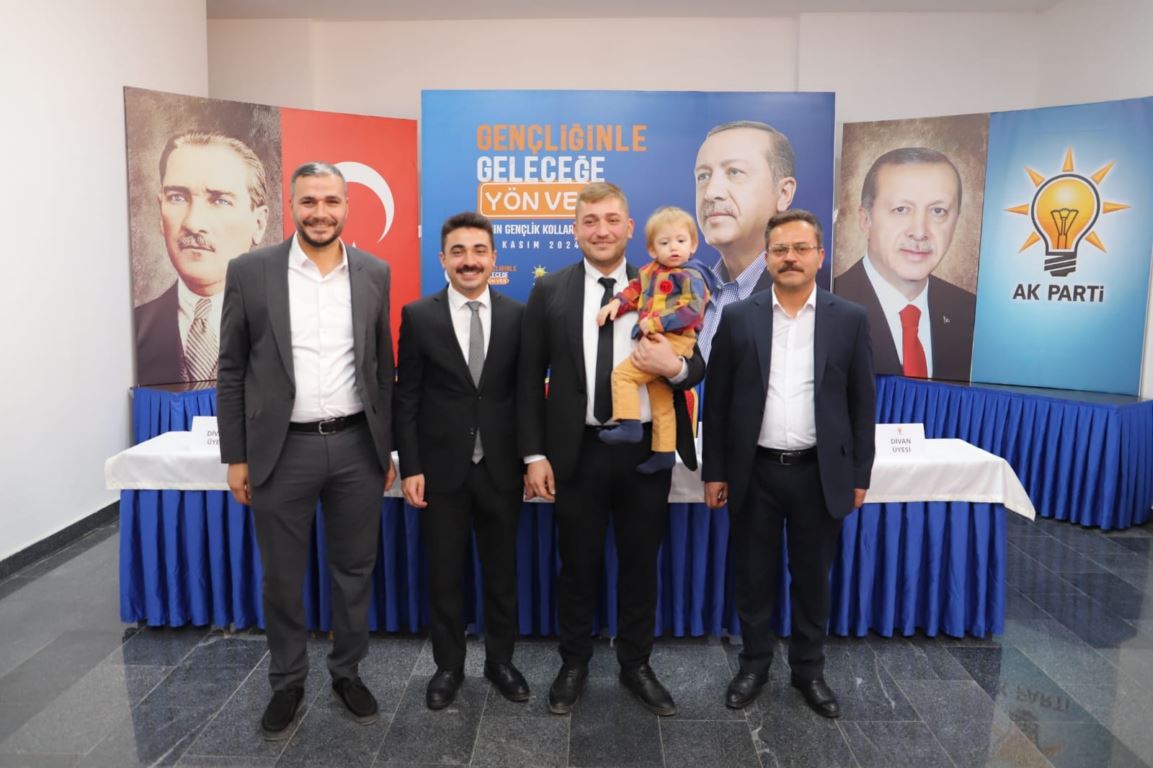 ilgin-ak-parti-genclik-kollarina-susam-yeniden-secildi-3.jpg