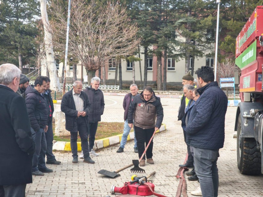 orman-koyluleri-yanginlara-karsi-bilinclendiriliyor-1.jpg