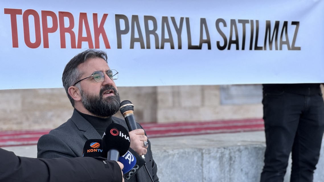 aa-20250215-37064577-37064576-konyada-filistinlileri-zorla-yerinden-etme-planina-karsi-protesto-duzenlendi.jpg