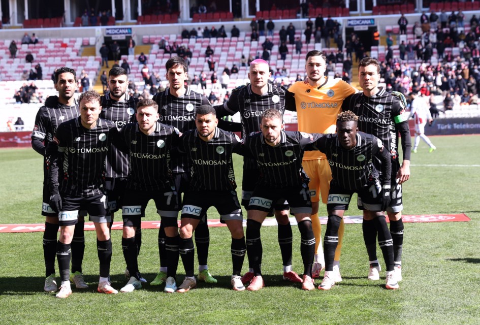 aa-20250222-37132676-37132658-net-global-sivasspor-tumosan-konyaspor.jpg