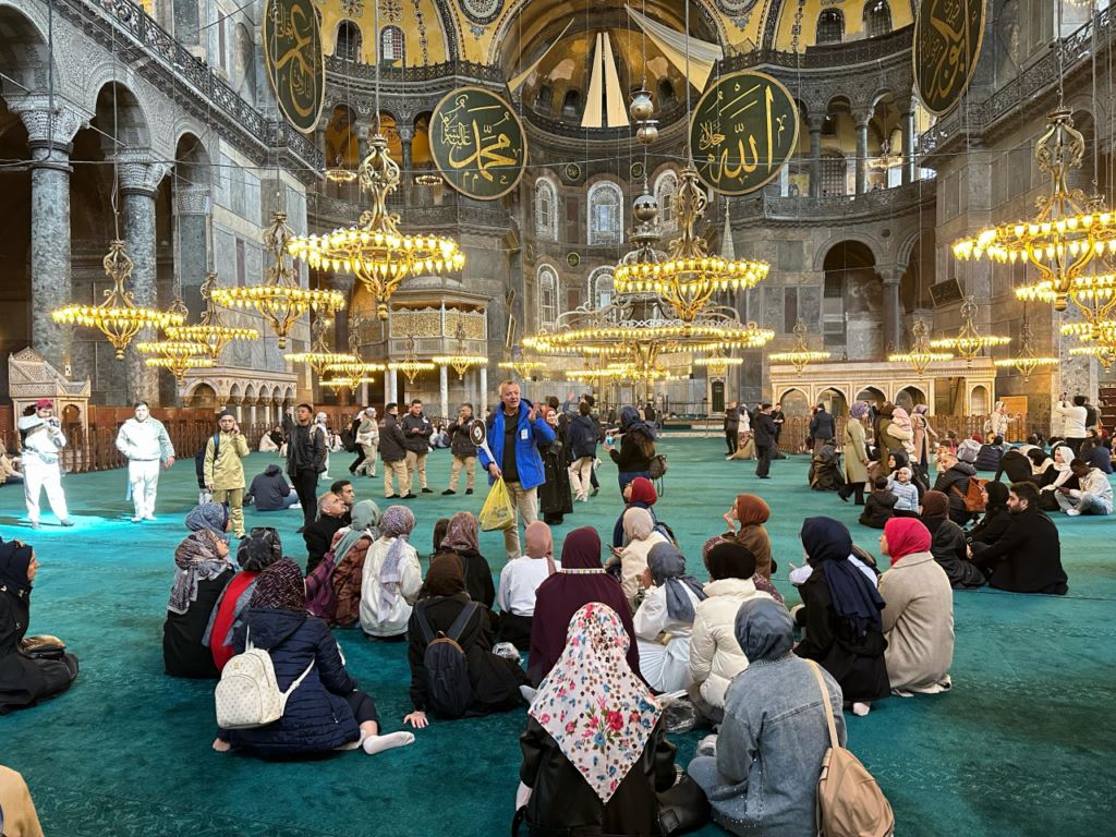 gencler-yuksek-hizli-trenle-kesfe-cikiyor3.jpg