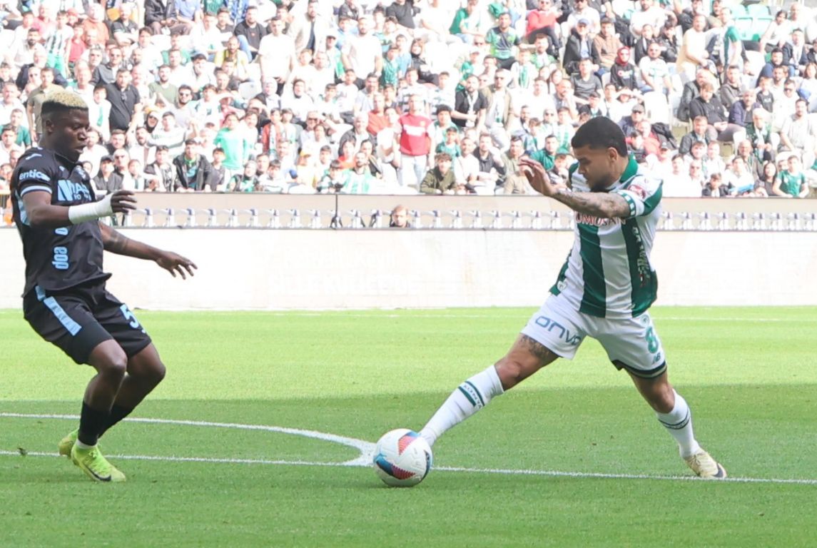 konyaspor-bazoerle-kazandi-2.jpg