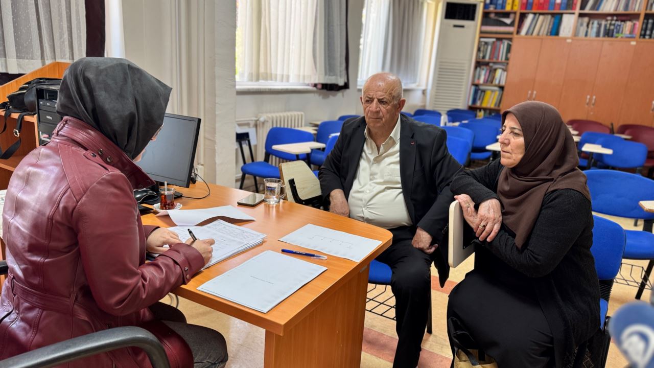 felc-sonrasi-danca-konusmaya-basladi-unuttugu-turkceyi-tekrar-ogrendi3.jpg