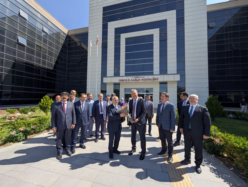 konya-saglikta-bayrak-degisimi2.jpg