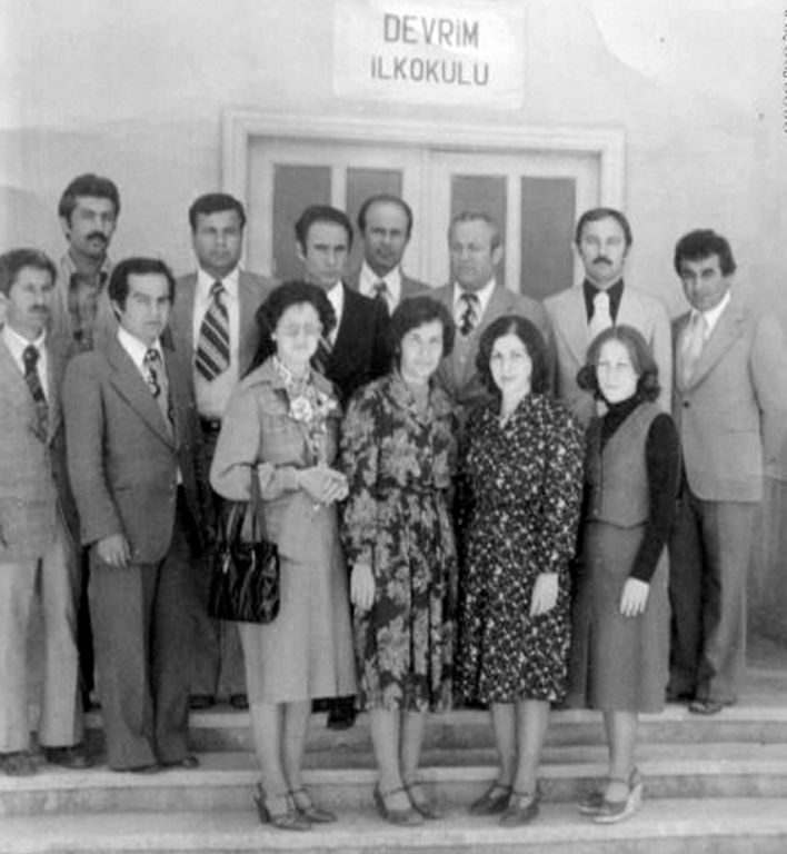 devrim-eski-ogretmenler.jpg